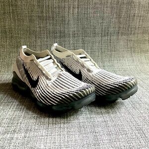 Nike Vapormax Flyknit 3 Zebra - Discontinued